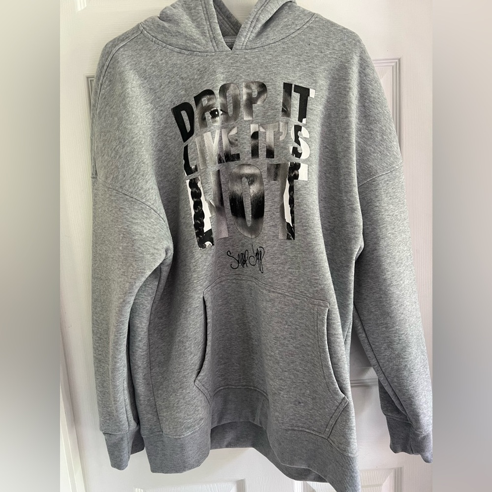 Snoop Dogg “DROP IT LIKE ITS HOT” Hoodie 🔥